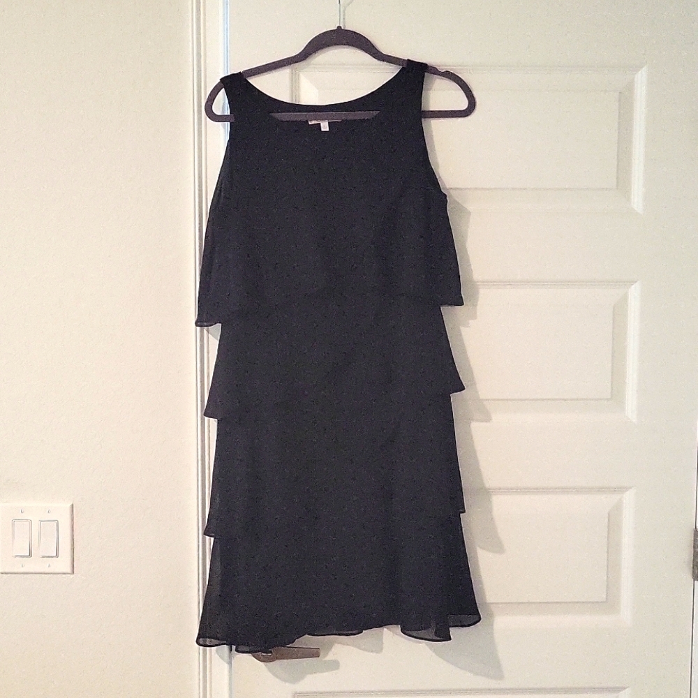 Knee-length cocktail dress